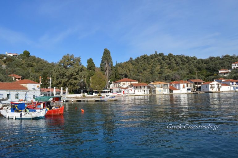 Παλαιό Τρίκερι λιμανάκι