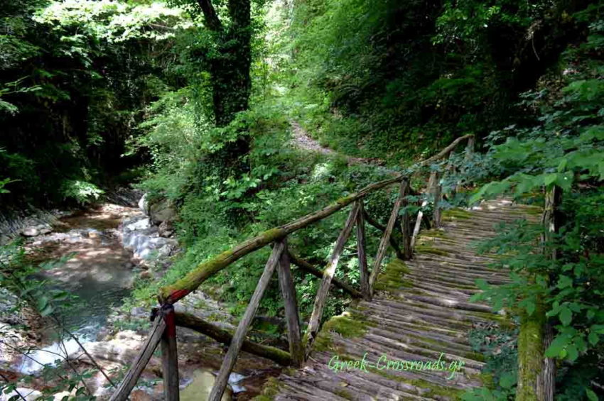 πάντα βρέχει Ευρυτανία Προυσός